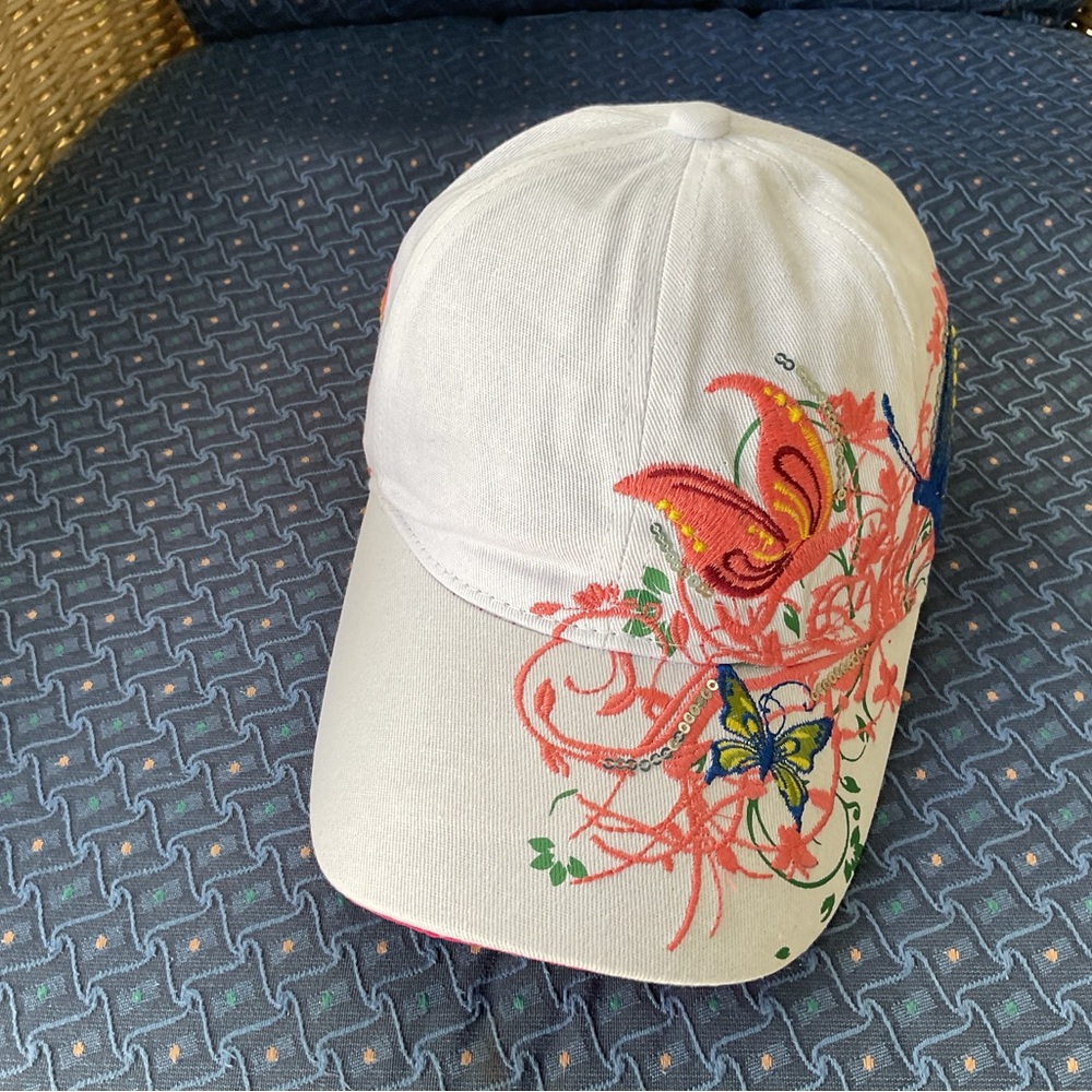 New, Flower & Butterfly Embroidered Floral Cap. Pink or white - Picture 9 of 13